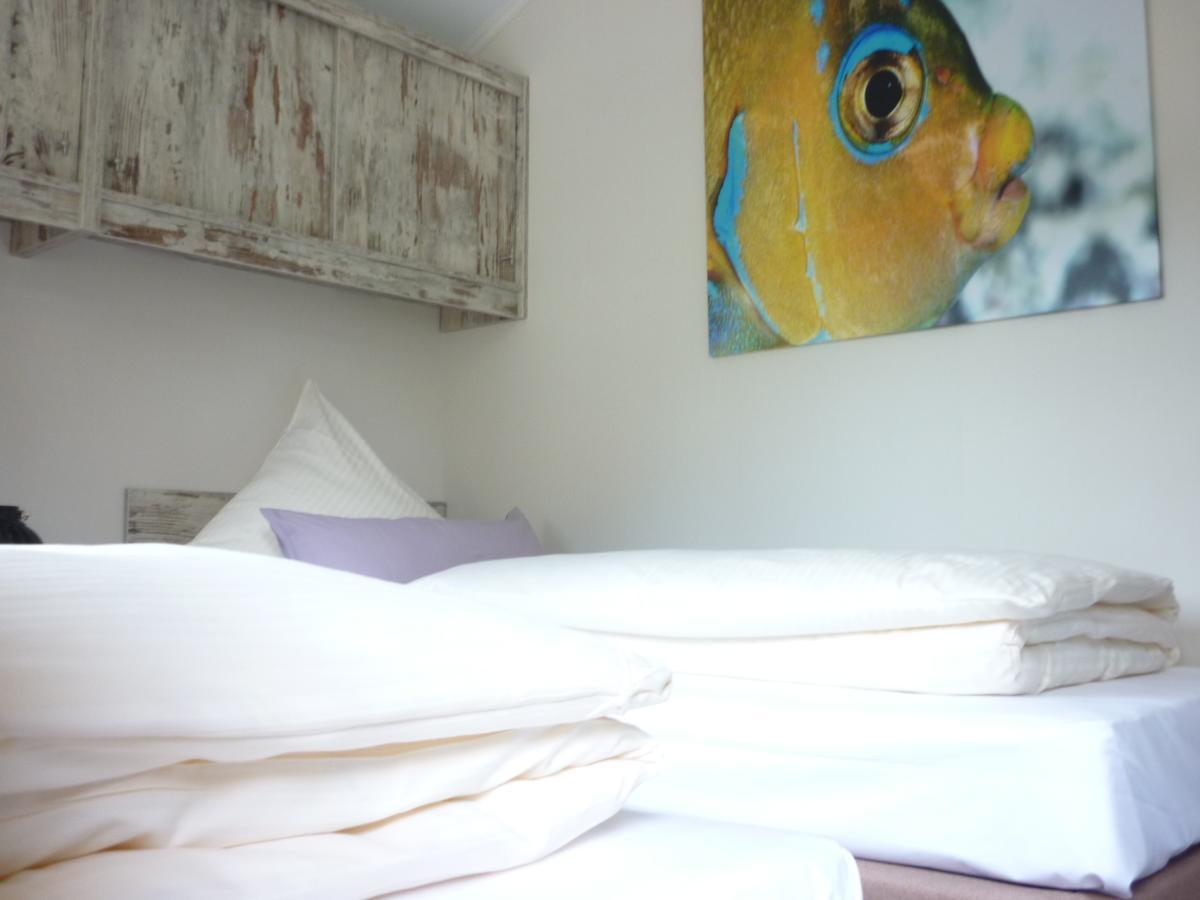 Gladenbach Zu Jeddelohs Bungalows & Apartments -Adult Friendly מראה חיצוני תמונה
