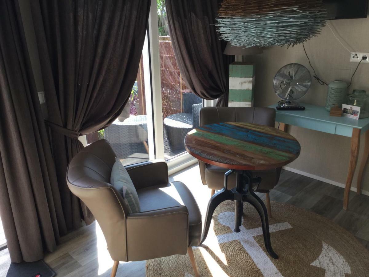 Gladenbach Zu Jeddelohs Bungalows & Apartments -Adult Friendly מראה חיצוני תמונה